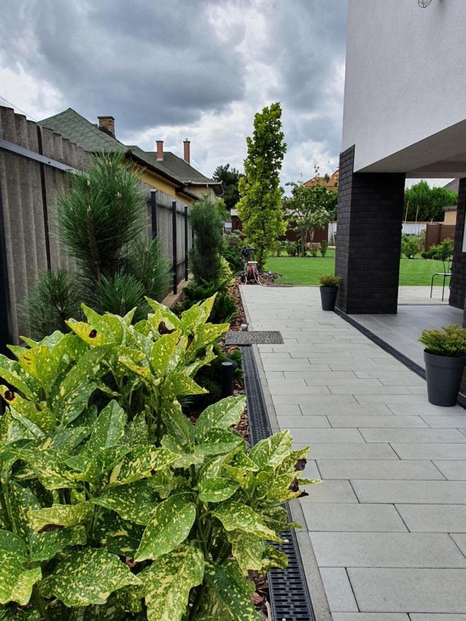 Tweed House Villa Budapest Exterior photo